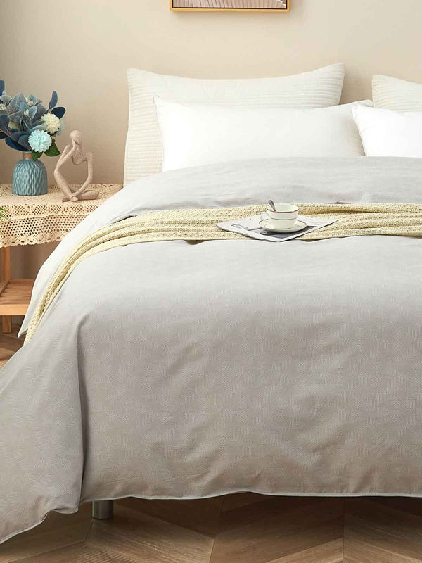 Upsilon Smoky Gray Pattern Cotton Duvet Cover