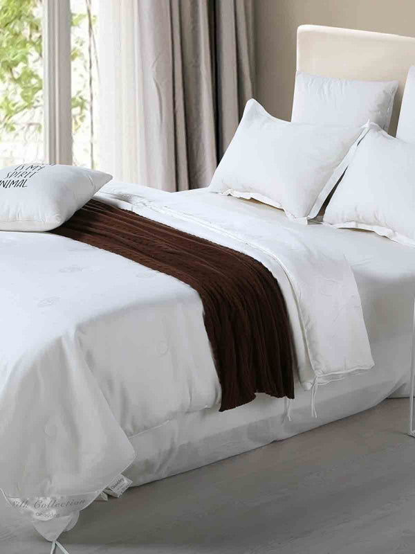 Solid White Premium Mulberry Silk All Season Duvet Insert