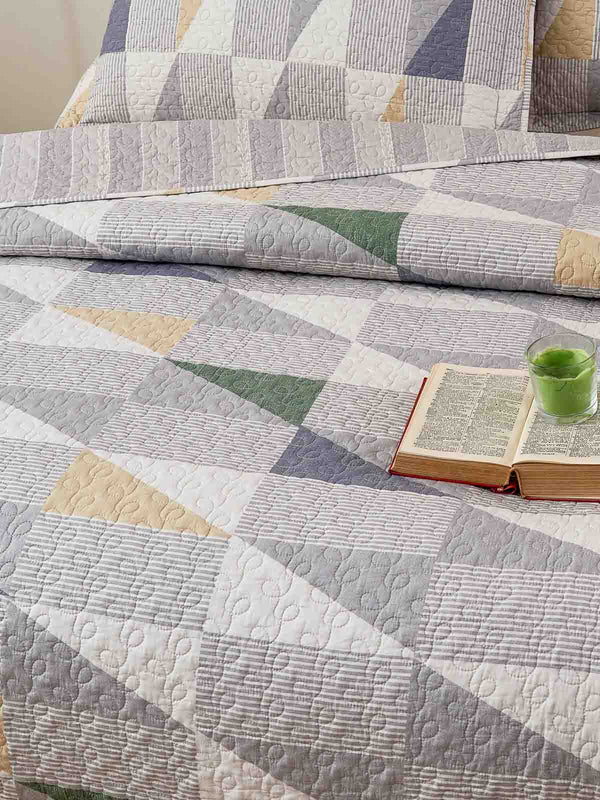 Kenzo Pattern Cotton Quilt Set