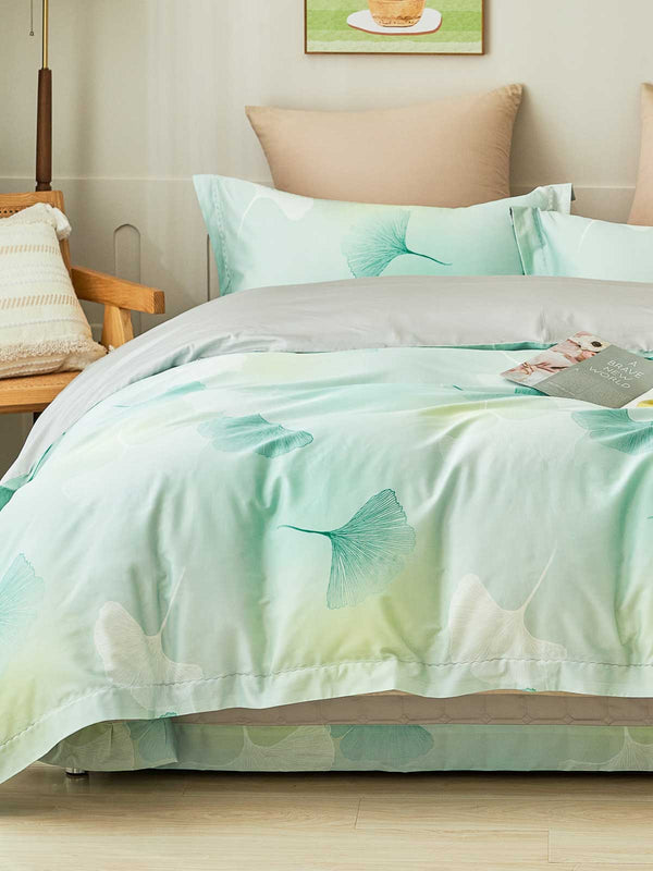 Greenish Floral Premium Cotton Bedspread Set